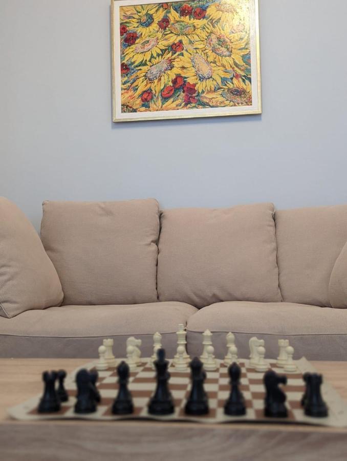 Sea & Chess Apt Rental Ханья Экстерьер фото